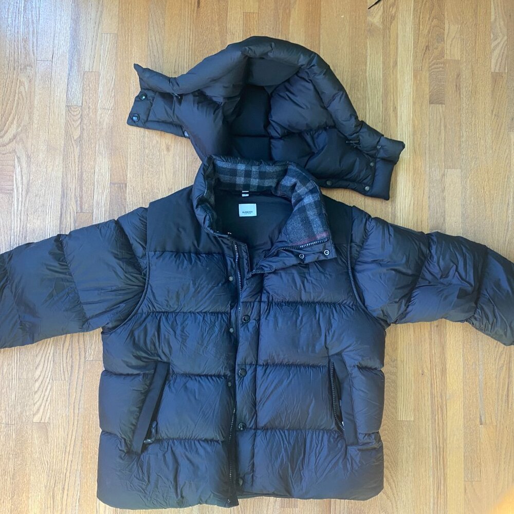 Burberry Down Black Puffer Coat w/ Detachable Sleeves - Men's Large (NWOT) - Picture 2 of 7